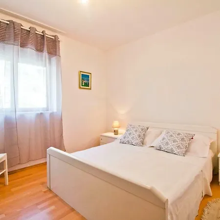 House Ksenija *